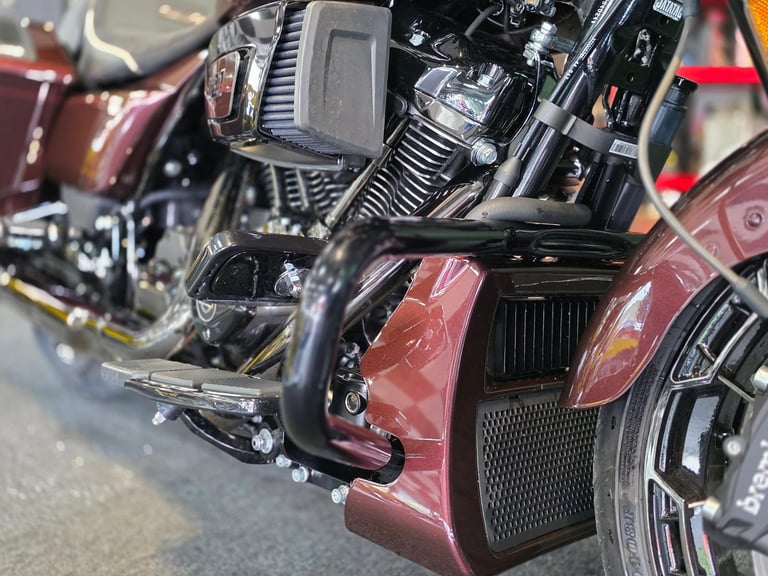 2025 HARLEY-DAVIDSON STREET GLIDE CVO FLHXSE 1982cc 121 650 MILE'S BAGGER