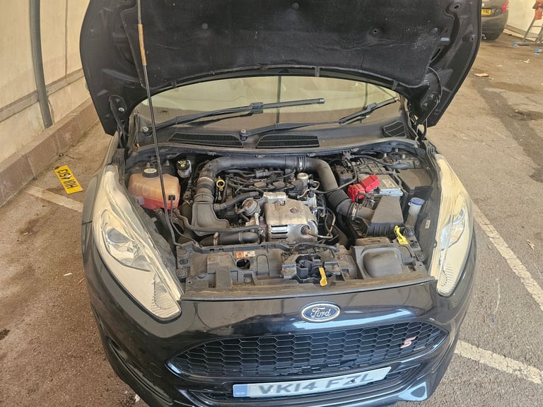 Ford Fiesta Zetec S Breaking