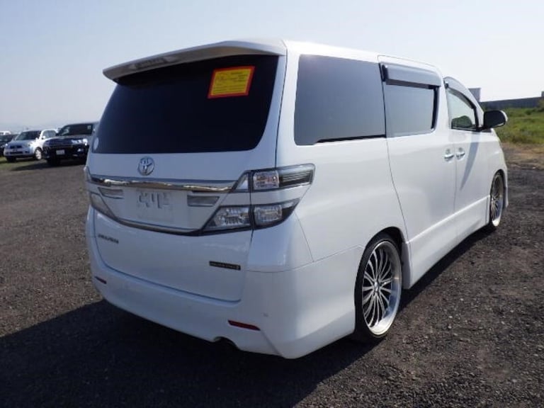 2013 Toyota Vellfire 2.4Z GoldenEyes 2- Cruise Control-Twin Power Doors-Half Leather- Due 22nd O ...