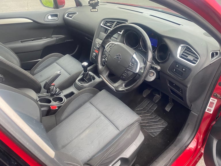 Citroen, C4, Hatchback, 2011, Manual, 1560 (cc), 5 doors