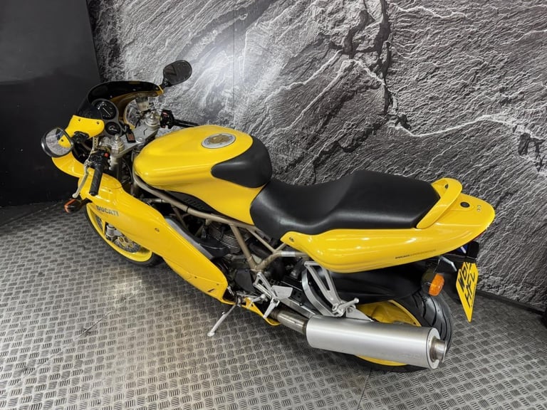 DUCATI SUPERSPORT 900 2000 900SS