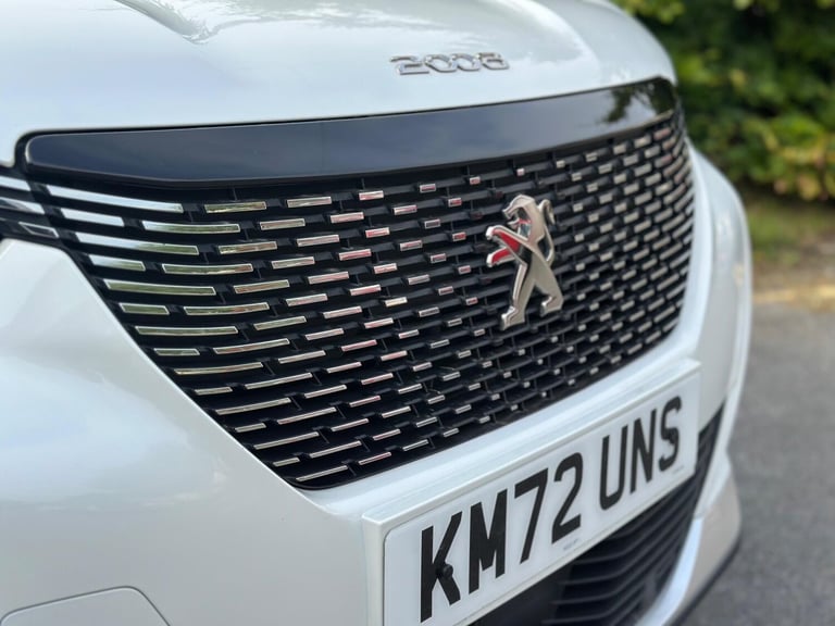 2022 Peugeot 2008 1.2 PureTech Allure Premium + EAT Euro 6 (s/s) 5dr HATCHBACK Petrol Automatic