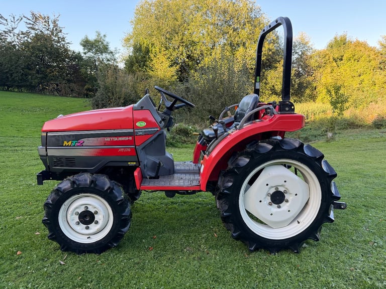 MITSUBISHI MTZ21 4WD Compact Tractor & Attachments available * 1237 Hours * 20HP * Power Steering