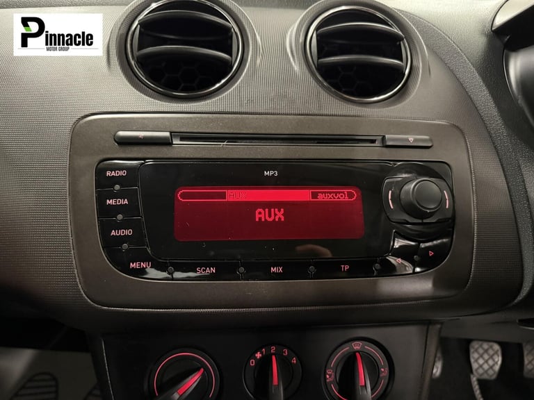 2013 SEAT Ibiza 1.4 SE 3dr HATCHBACK PETROL Manual