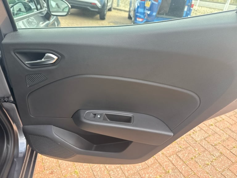 2023 Renault Clio 1.0 TCe 90 Evolution 5dr HATCHBACK PETROL Manual