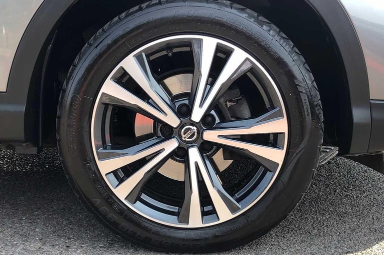2021 Nissan Qashqai 1.3 DiG-T 160 [157] N-Connecta 5dr DCT Glass Roof HATCHBACK Petrol Automatic