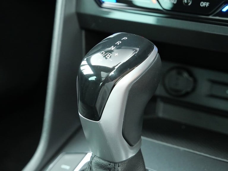 2023 Volkswagen Tiguan 1.4 TSI 13kWh Elegance SUV 5dr Petrol Plug-in Hybrid DSG Euro 6 (s/s) (245...