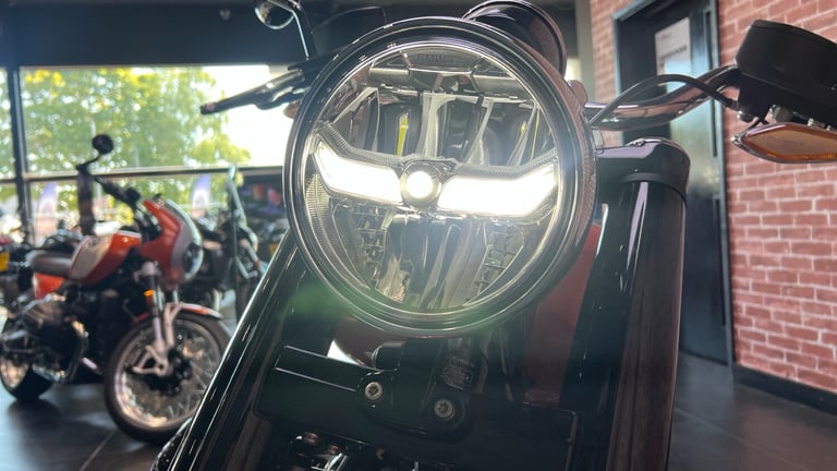 2025 BMW R18 R18 First Edition (20MY) TOURER PETROL Manual