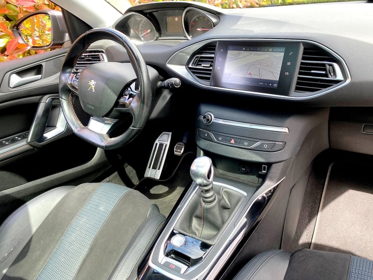 LEFT HAND DRIVE 2018 PEUGEOT 1.2 PETROL [UK REG] ONLY 67K MILES! | ULEZ FREE|LHD