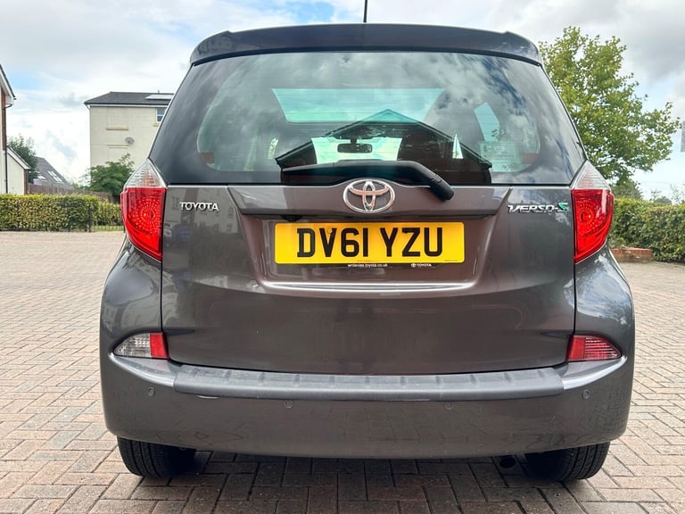 2011 Toyota Verso 1.33 Dual VVT-i T Spirit Euro 5 5dr MPV Petrol Manual