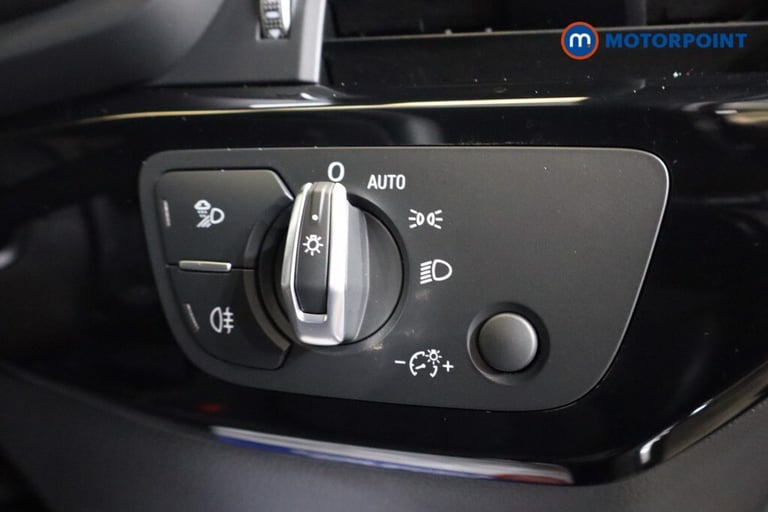 2023 Audi A4 35 TFSI Black Edition 4dr S Tronic Saloon Petrol Automatic