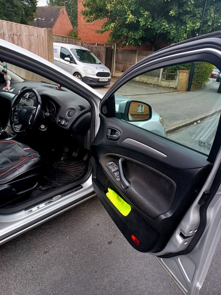 Ford Mondeo 1.8 TDCi 