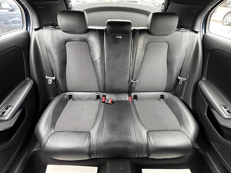 2019 Mercedes-Benz A-Class 1.3 A180 Sport (Executive) 7G-DCT Euro 6 (s/s) 5dr HATCHBACK Petrol Au...