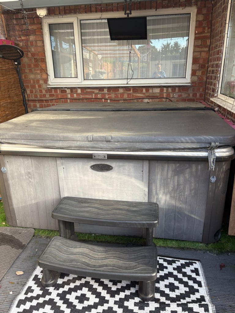 image for Viking Spa Hot Tub 