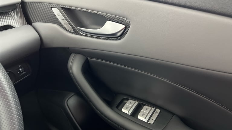 2025 MG MG S5 SE Estate Electric Automatic