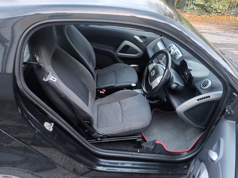 Smart, FORTWO COUPE, Coupe, 2011, Semi-Auto, 999 (cc), 2 doors