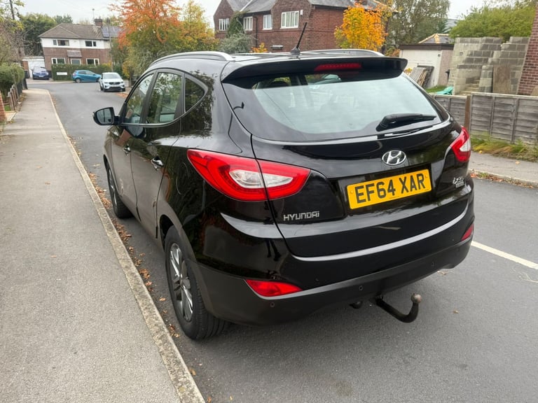 Hyundai ix35 SE1.7 CRDi SUV 2WD 5 Dr with Long MOT&Half Leather Heated Seats Full-Service History