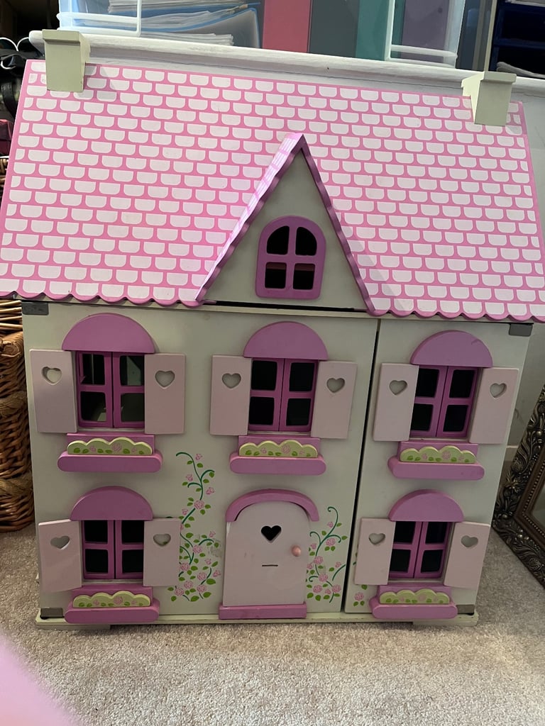 Beautiful Dolls House