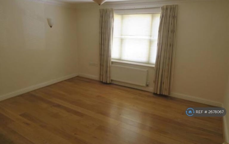 2 bedroom flat in Ship Lane, Ely, CB7 (2 bed) (#2678067)