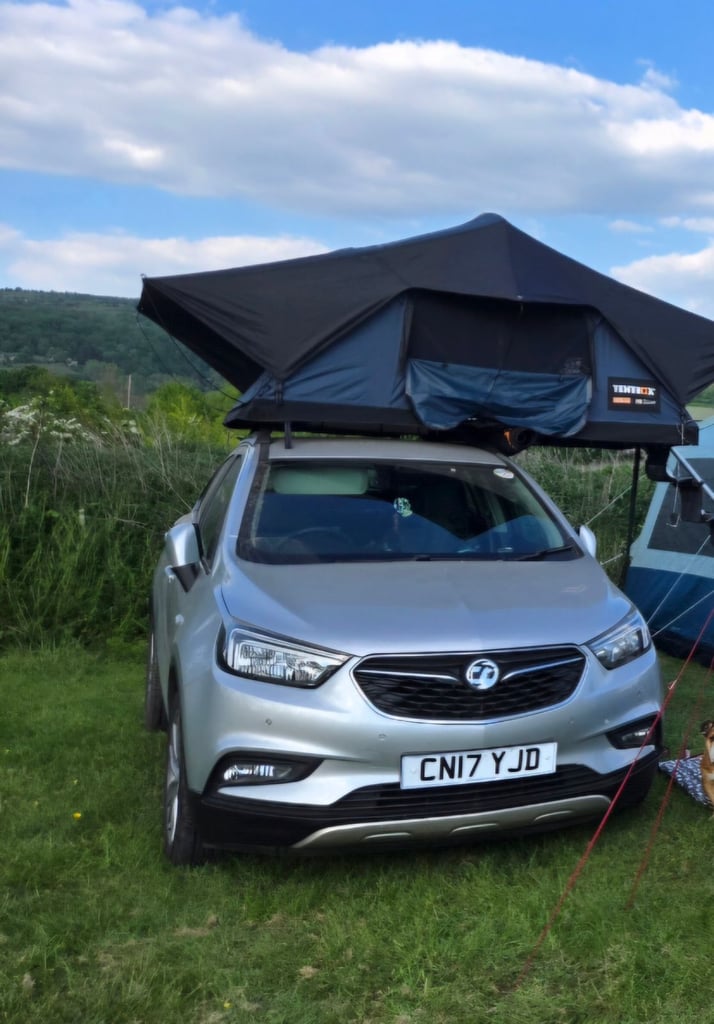 image for TENTBOX LITE 2.0 with security, windbreak, step inserts and roofbars