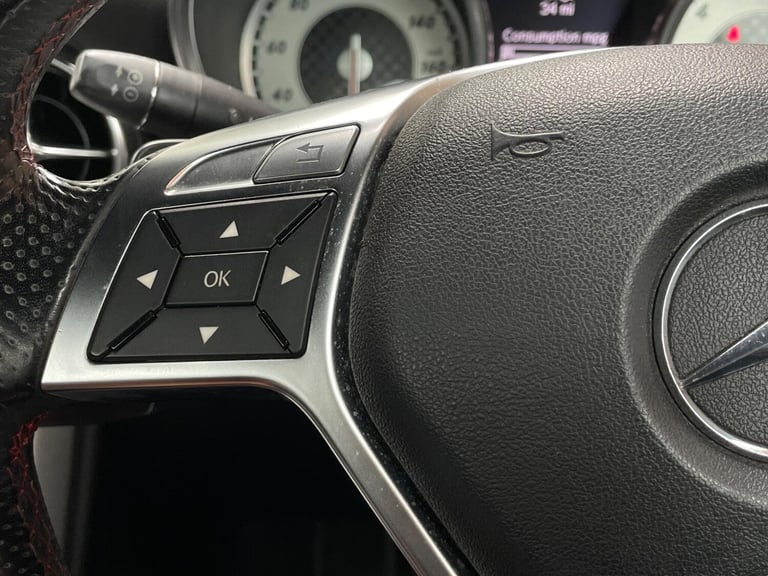  Mercedes-Benz SLK 3.5 SLK350 BlueEfficiency AMG Sport Edition 125 G-Tronic+ Euro 5 (s/s) 2dr Pet...