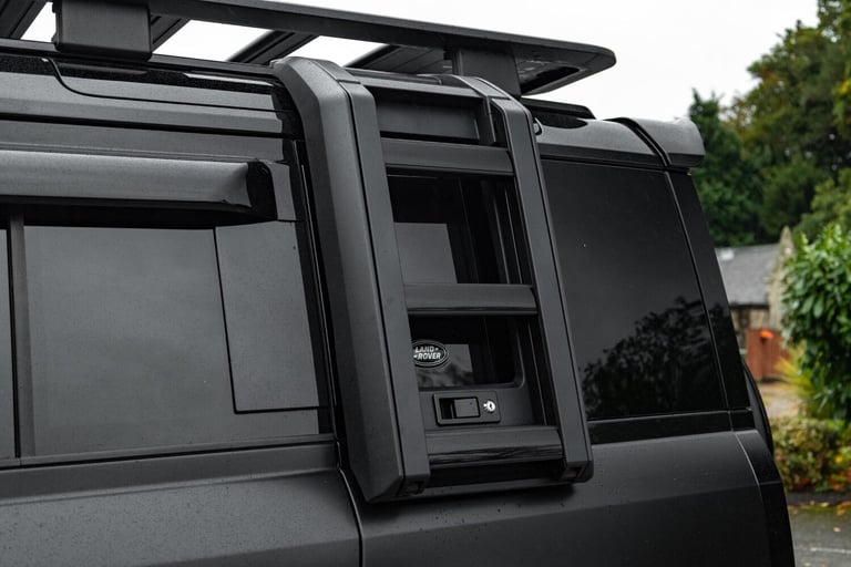 2024 Land Rover Defender 110 3.0 D250 MHEV X-Dynamic SE Auto 4WD Euro 6 (s/s) 5dr ESTATE Diesel A...