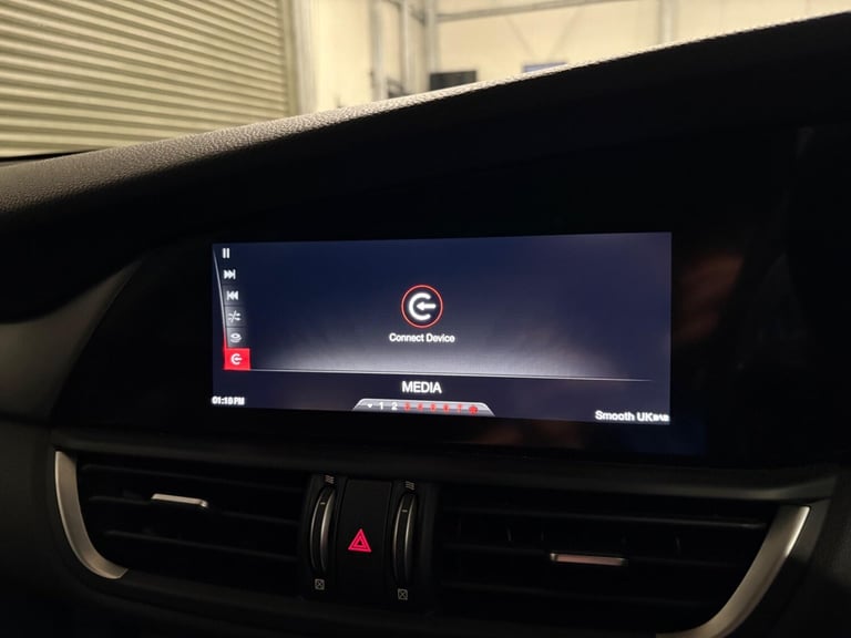 2017 Alfa Romeo Giulia 2.0T Veloce Auto Euro 6 (s/s) 4dr SALOON Petrol Automatic