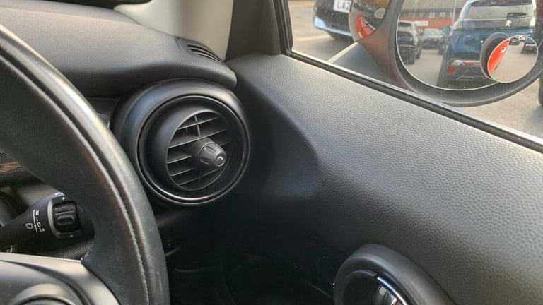2018 MINI Hatch 1.5 Cooper Hatchback 3dr Petrol Steptronic Euro 6 (s/s) (136 ps) Hatchback Petrol...