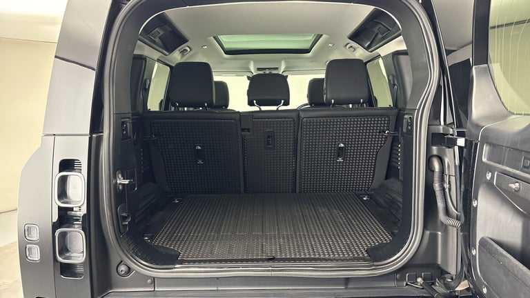 2022 Land Rover Defender 110 3.0 D250 MHEV XS Edition SUV 5dr Diesel Auto 4WD Euro 6 (s/s) (250 p...