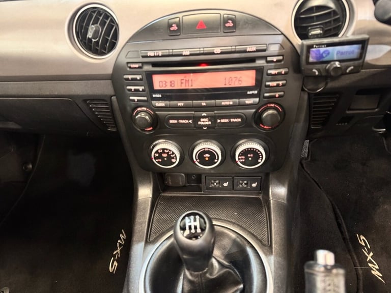 2009 Mazda MX-5 1.8i SE 2dr CONVERTIBLE PETROL Manual