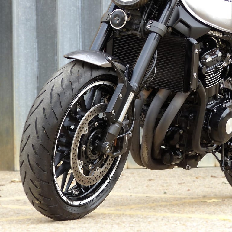 2021 KAWASAKI Z900 RS, A GLORIOUS EXAMPLE OF SUPERB MOTORCYCLE.