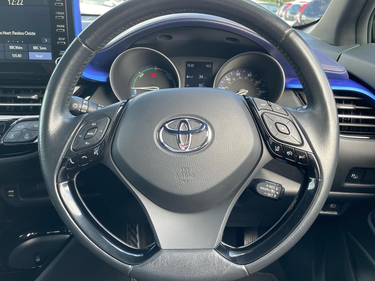 2020 Toyota C-HR 2.0 Hybrid Dynamic 5dr CVT SUV Hybrid Automatic