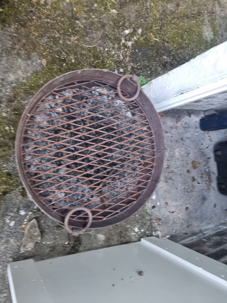 🔥 Rustic Kadai Fire Bowl / BBQ Grill – 60cm 🔥