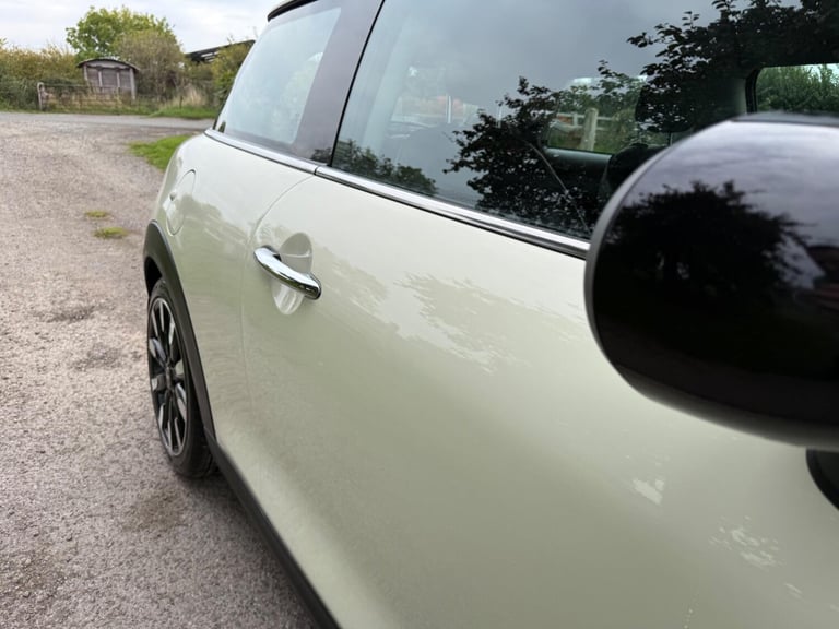 2019 MINI Hatch 1.5 Cooper Exclusive Euro 6 (s/s) 3dr HATCHBACK Petrol Manual
