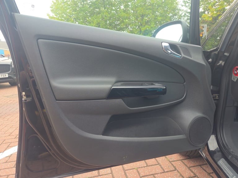 2014 Vauxhall Corsa 1.2 SE 5dr HATCHBACK PETROL Manual