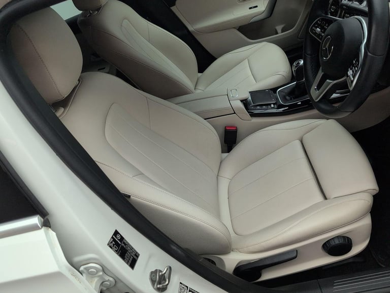 2021 Mercedes-Benz A-Class 1.3 A200 Sport Edition (Executive) Saloon 4dr Petrol Manual Euro 6 (s/...