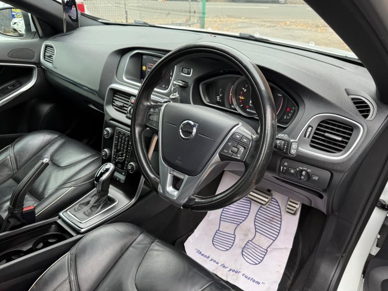 2019 Volvo V40 1.5 T3 R-Design Edition Auto Euro 6 (s/s) 5dr HATCHBACK Petrol Automatic