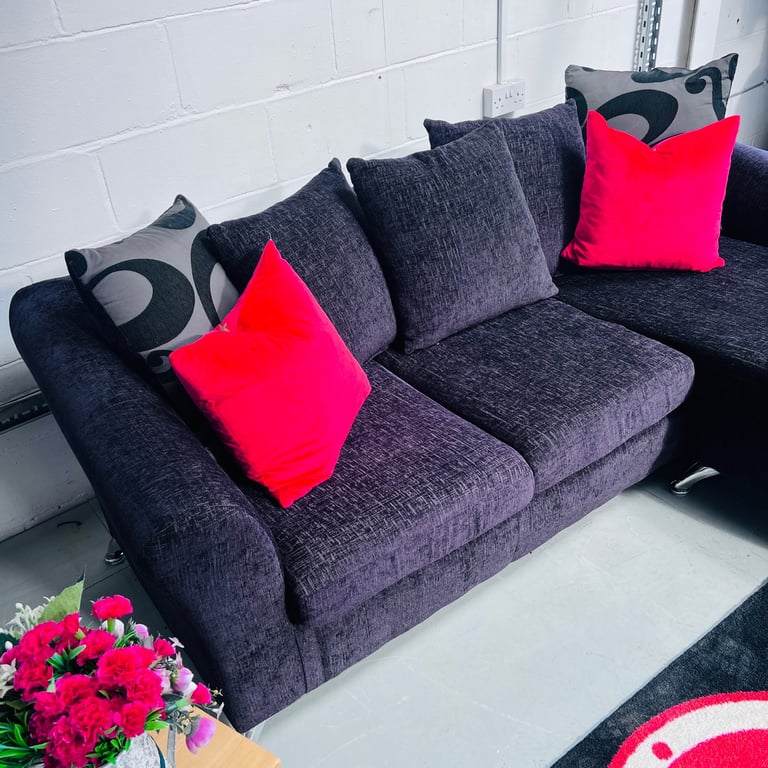 Black Corner L or R Hand Sofa 🛋️ Delivery Available