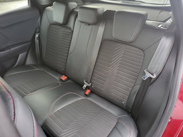 2023 Ford Puma 1.0 EcoBoost Hybrid mHEV Vivid Ruby Edition 5dr Hatchback HYBRID ELECTRIC Manual