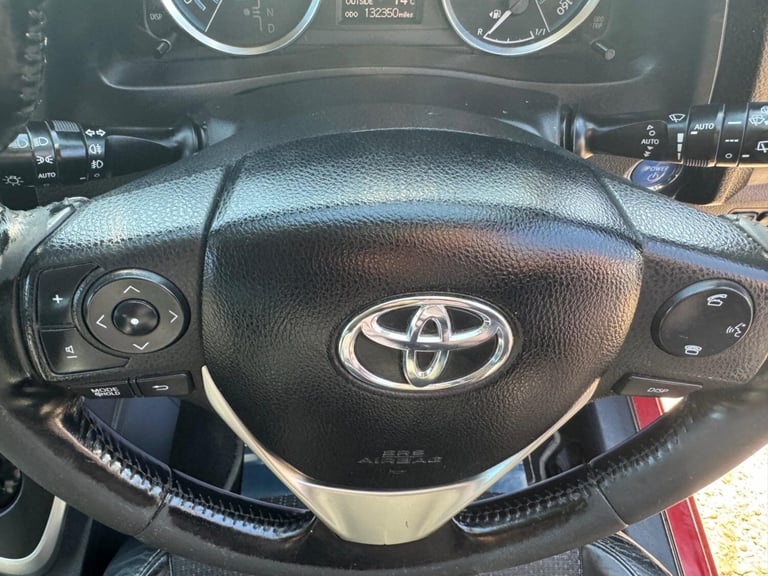 2014 Toyota Auris 1.8 Vvt-h Excel Touring Sports Estate Hybrid Automatic