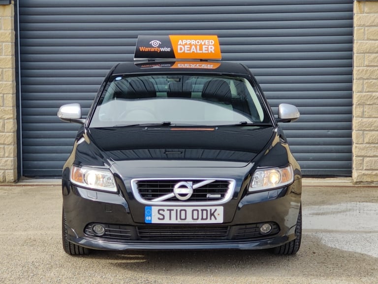 VOLVO S40; 1.6 DIESEL; 115BHP; R DESIGN D2; 4 DR; MANUAL; BLACK; 62 MPG; £35 TAX