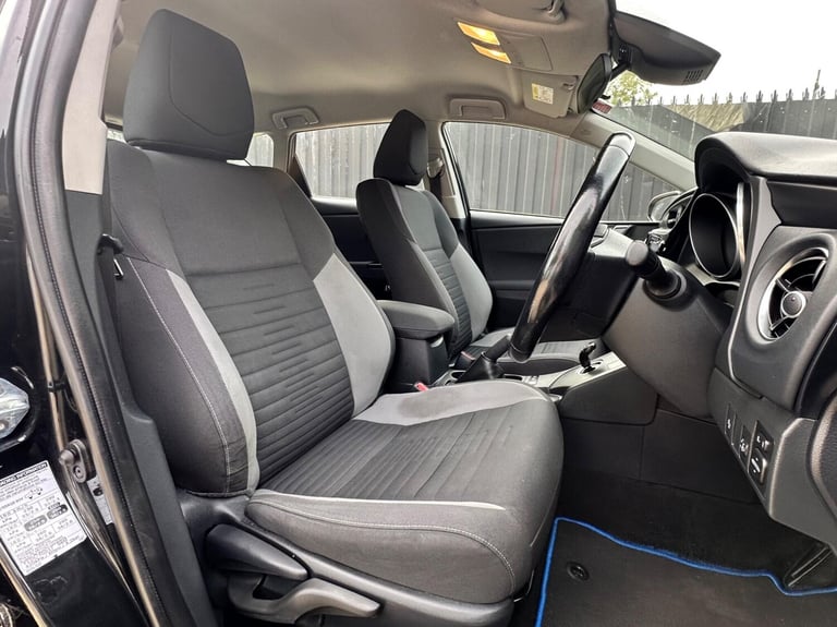 2017 Toyota Auris 1.8 Hybrid Icon TSS 5dr CVT HATCHBACK PETROL/ELECTRIC Automatic