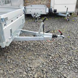 BRAND NEW 8,2ft x 5ft Twin Axle Hochlander Trailer With Drop Down Sides 1300KG ALKO Braked