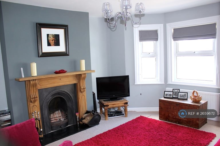 1 bedroom in Barton Ave, Plymouth, PL2 (#2659672)