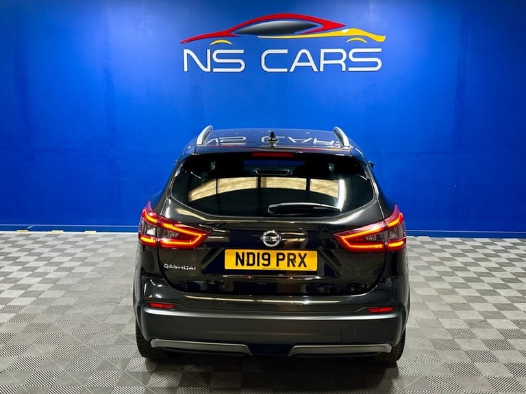 2019 Nissan Qashqai 1.3 DIG-T N-Connecta SUV 5dr Petrol Manual Euro 6 (s/s) (160 ps) HATCHBACK Pe...
