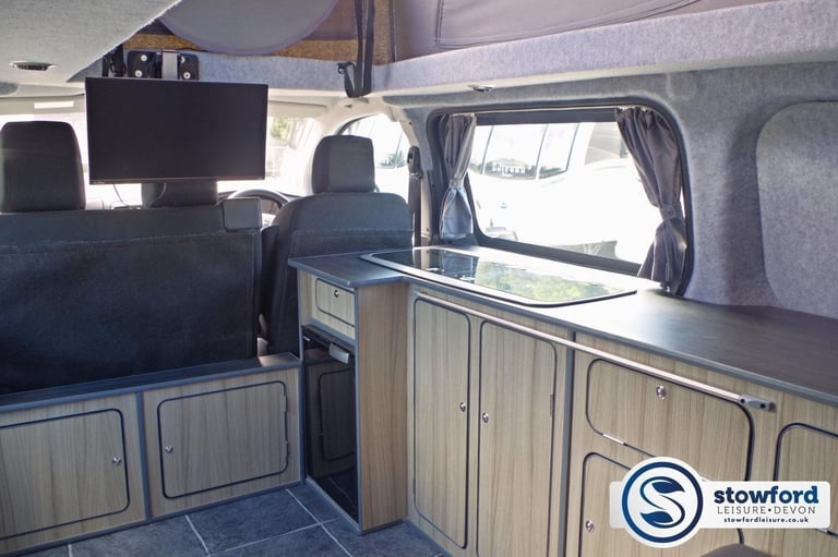 Citroen Dispatch Camper, Pop Top 2022 Used Campervan