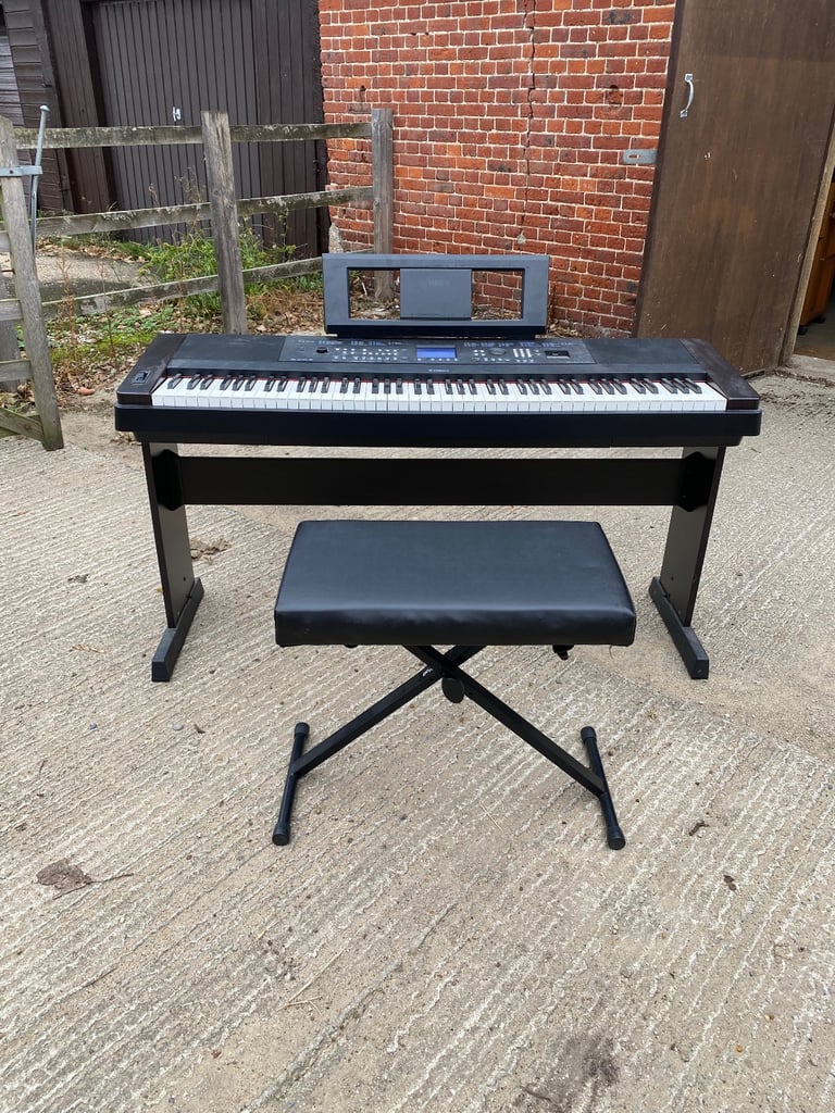 image for Yamaha Keyboard