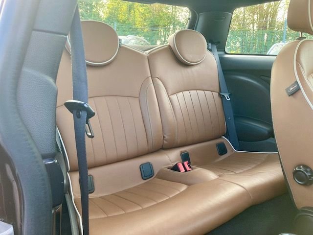 2010 MINI Hatch 1.6 COOPER MAYFAIR 3dr  PETROL MANUAL (122 ps) WITH SERVICE HISTORY Hatchback Pet...