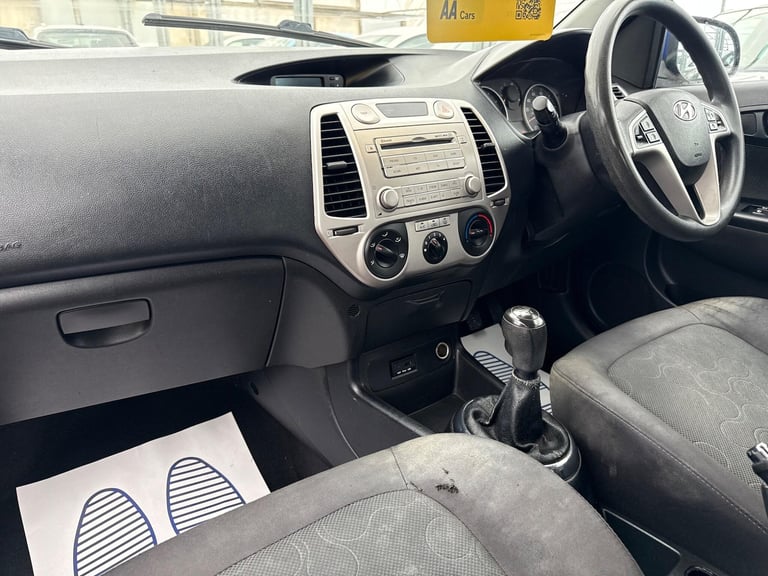 2011 Hyundai i20 1.4 Comfort Euro 5 5dr HATCHBACK Petrol Manual