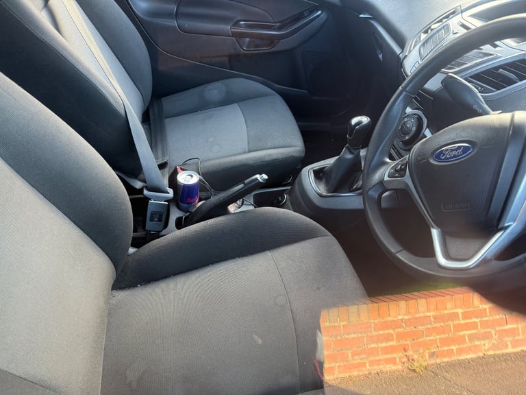 Ford, FIESTA, Hatchback, 2014, Manual, 1241 (cc), 3 doors